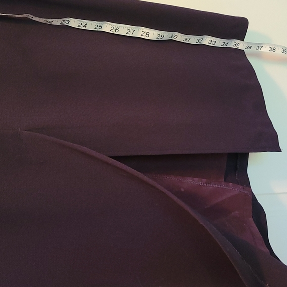Pretty, long purple skirt. Size 4 Petites. - Picture 5 of 7